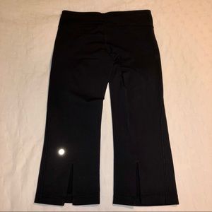 Lululemon black capris